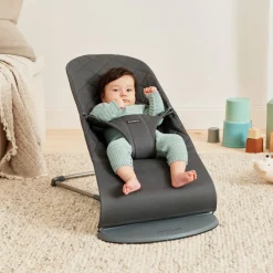 BabyBjörn Bliss Skråstol Woven Classic Quilt inkl. Sjove Øjne, Antracitgrå