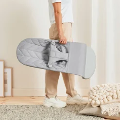 BabyBjörn Bliss Skråstol Woven Bladmønstret Quilt, Lysegrå