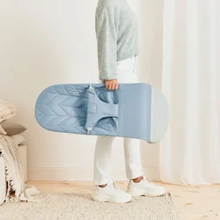 BabyBjörn Bliss Skråstol Woven Bladmønstret Quilt, Blå