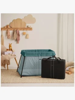 BabyBjörn Light Weekendseng inkl. Overtrækslagen, Dark Green