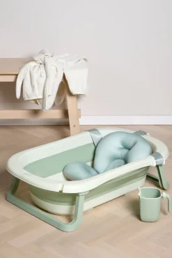 Beemoo CARE Assist Badekar inkl. Badestøtte & Skyllekande, Soft Green