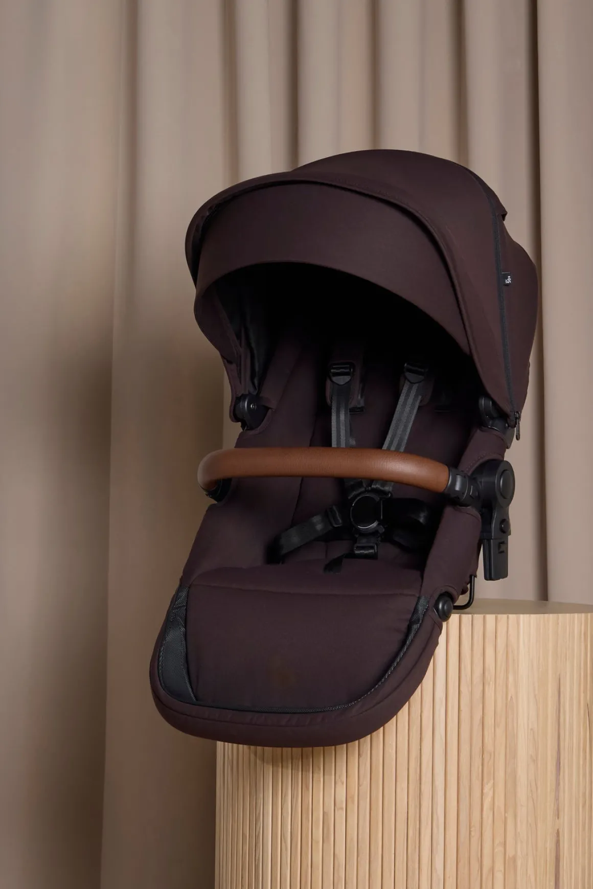 Beemoo Pro Max Søskendevogn inkl. Liggedele, Espresso Brown