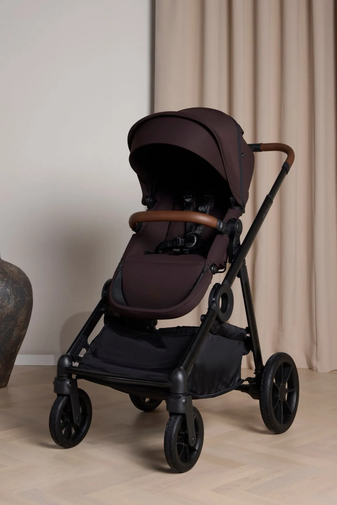 Beemoo Pro Multi 2 Klapvogn, Espresso Brown