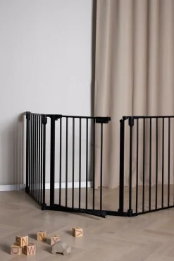 Beemoo SAFE Protect Skruegitter/rumdeler 3 Sektioner inkl. Forlængerdel 30 cm, Black