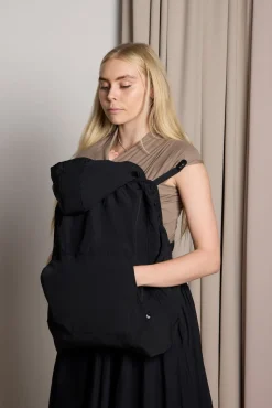 Beemoo CARE Carry Comfort Air Bæresele inkl. Regnslag, Black