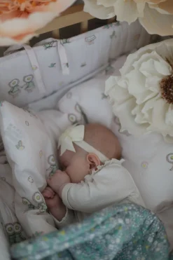 Beskow Blomsterfesten Sengerand 30 x 360, Sandfarvet