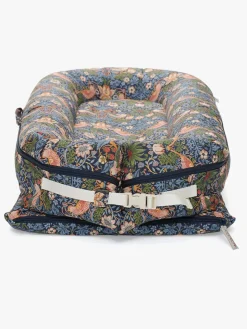 DockATot Deluxe+ Babynest, Strawberry Thief