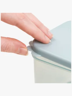 Done By Deer Madkasser Elphee, Blue