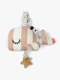 Done By Deer Spilledåse Wally, Powder