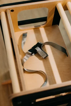 Duck Woodworks 3-i-1 Sammenklappeligt Læringstårn med Højstol, Sort