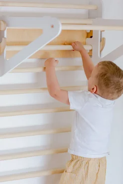 Duck Woodworks Klatretrekant Væg, Hvid