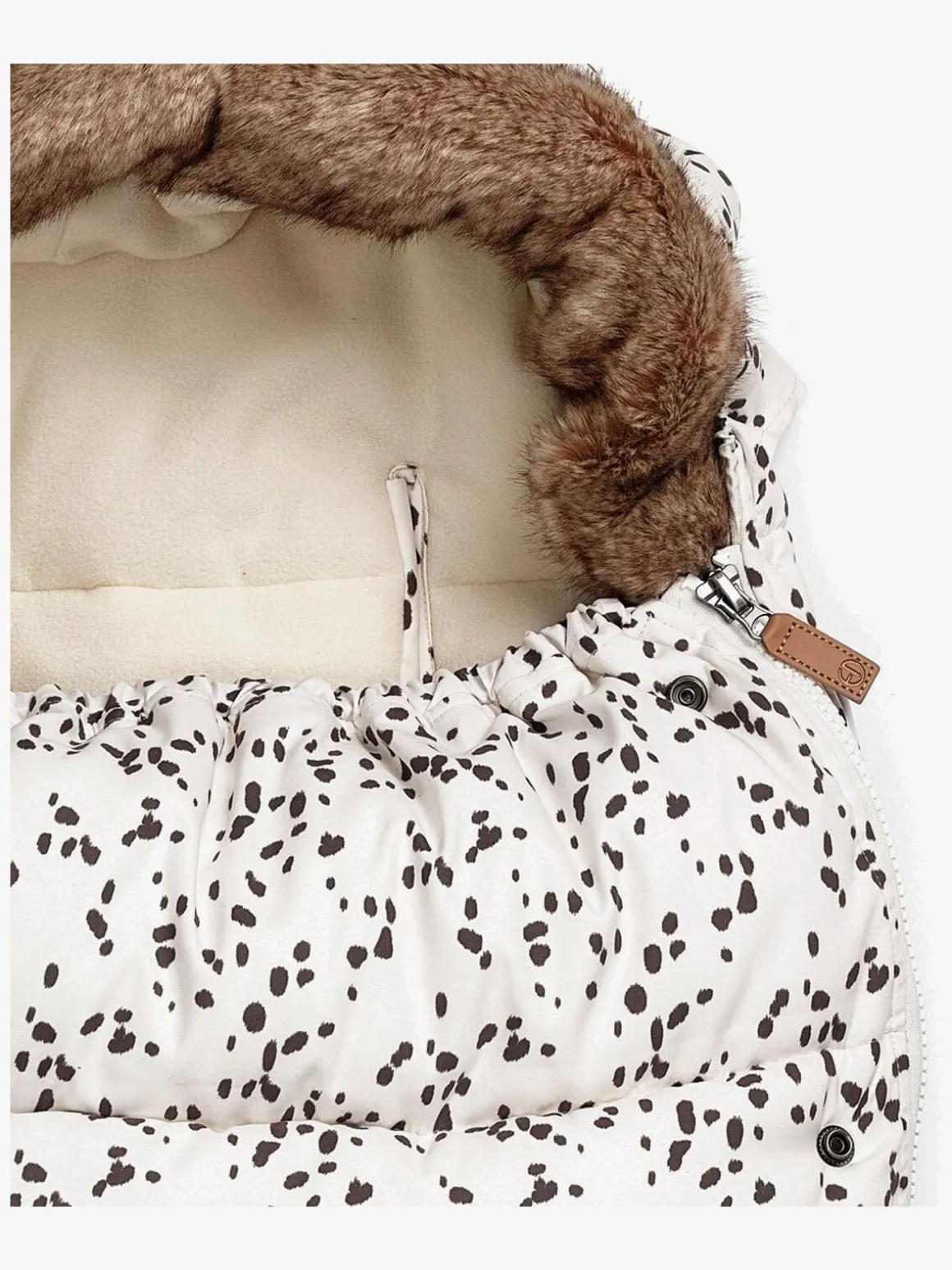 Elodie Kørepose, Dalmatian Dots