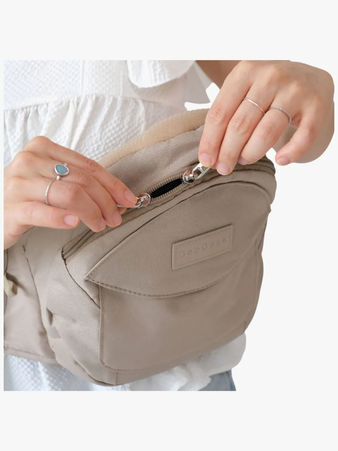 GooGosa Hoftesæde, Beige