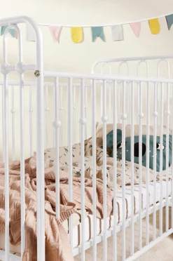 JLY Dream Tremmeseng Lea, Hvid