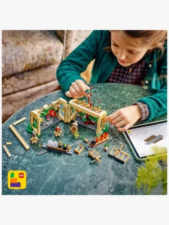 LEGO Harry Potter 76445 Hogwarts-slottet: Botaniklektion