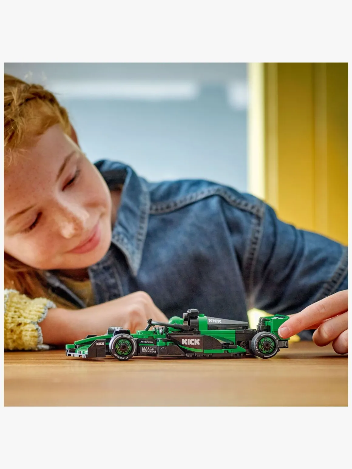 LEGO Speed Champions 77247 KICK Sauber F1 Team C44-racerbil