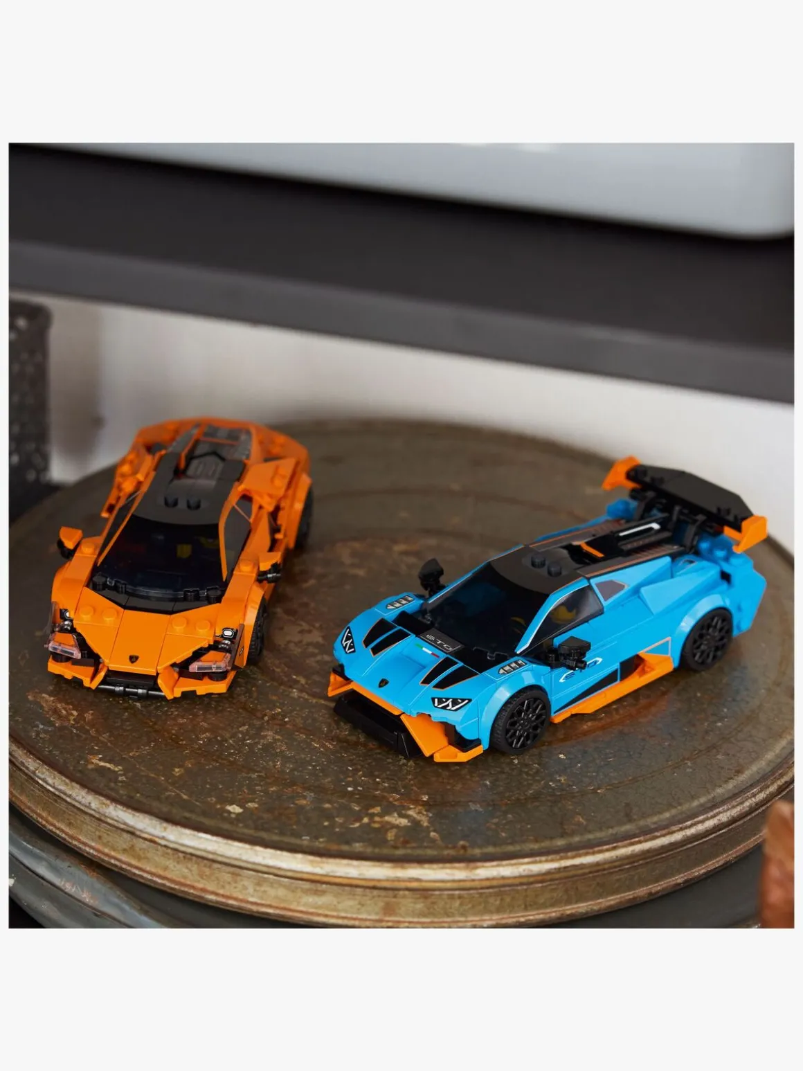 LEGO Speed Champions 77238 Lamborghini Revuelto og Huracán STO