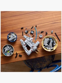 LEGO Star Wars 75375 Tusindårsfalken