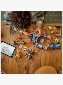 LEGO Super Mario 72039 Mario Kart – Bowser's Castle