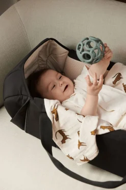 LIEWOOD Amber Babylift, Black