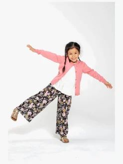 Luca & Lola Enrica Bukser, Flowers