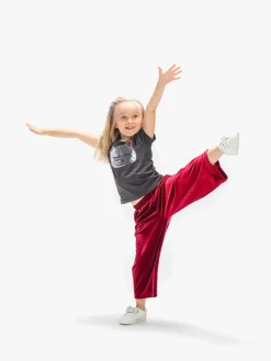 Luca & Lola Viviana Bukser, Wine