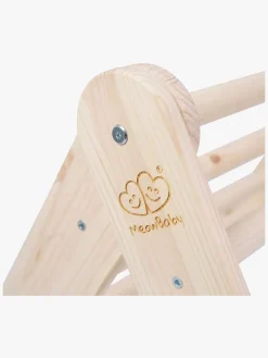 Meowbaby Klatretrekant, Natur