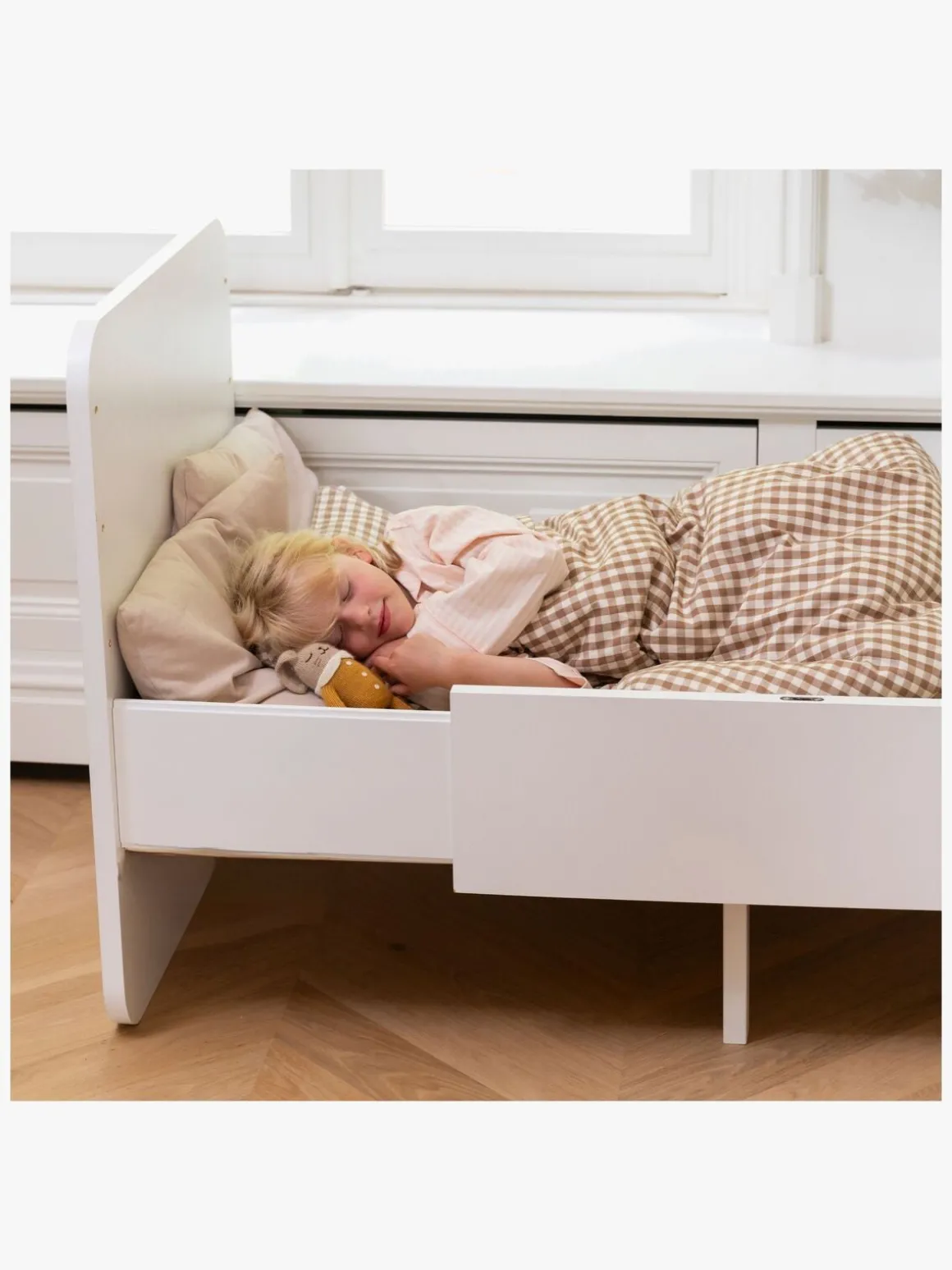 Nofred Form Vokseseng, Hvid