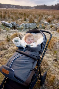 Nordlys Saga Lammeskindskørepose, Grå/Natur