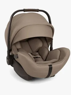 Nuna ARRA FLEX Autostol Baby inkl. Base, Cedar