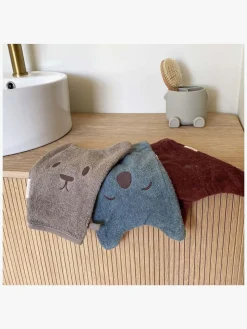 nuuroo Leonora Holder, Mahogany