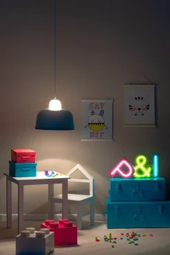 POPP Bogstavslampe J, Lyserød