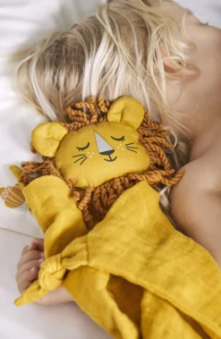 Roommate Nusseklud Løve, Yellow