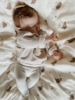 That's Mine Levi Sengesæt 100 x 140, Bees and Bears