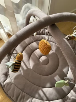 Vanilla Copenhagen Honeybee Aktivitetstæppe, Wood