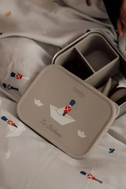 Vanilla Copenhagen Madkasse, Tin Stickman