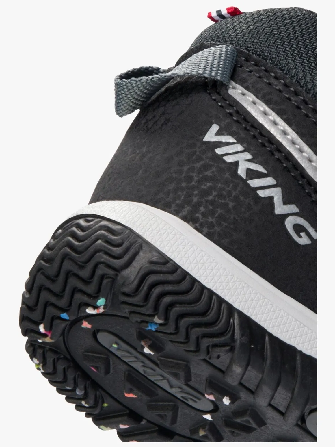Viking Cascade 2V Mid GTX Sneakers, Black