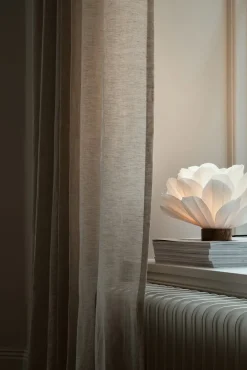 Watt&Veke Lisa Bordlampe, Hvid