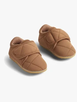 Wheat Sasha Indesko, Hazel